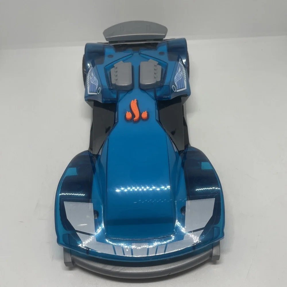 Hot Wheels Color Crashers Cyber Speeder Car  WORKING  Lights Sound‎ Moves  Fast